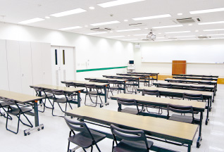 施設・設備「基礎医学実習室」