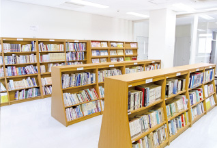 施設・設備「図書室」
