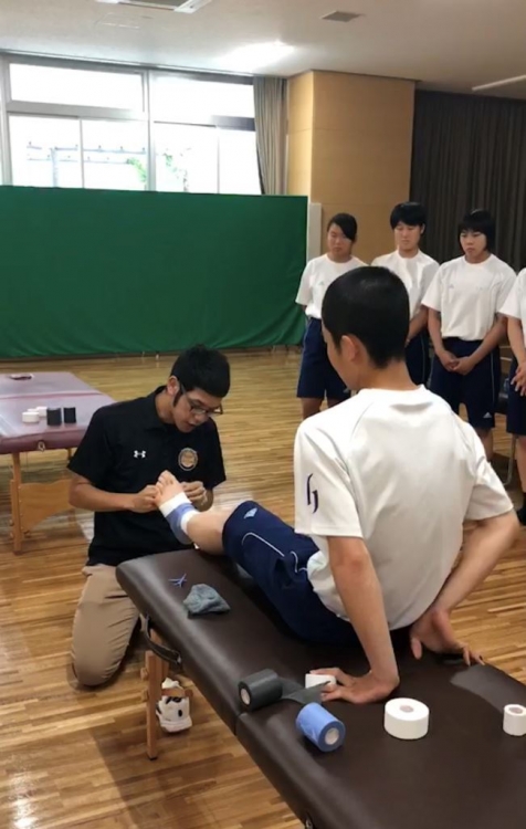 教員トレーナーによるデモ