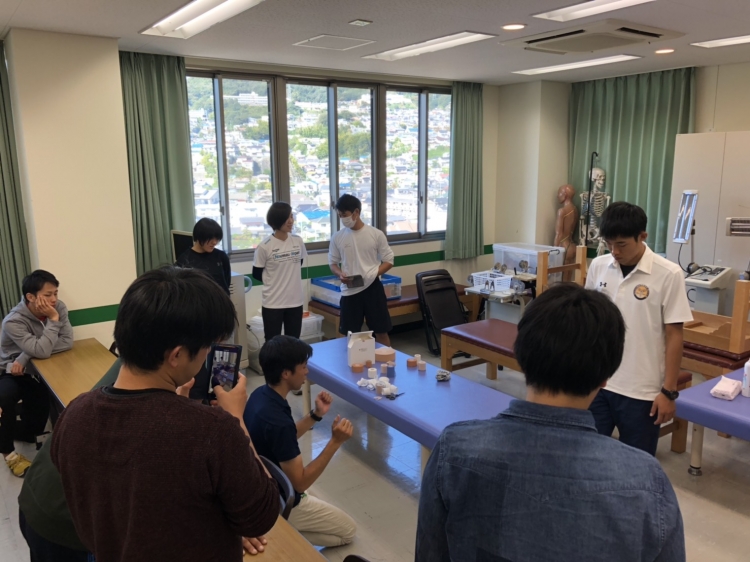 卒業生の大賀先生の講義と実技