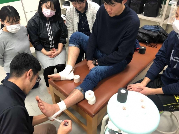 河原先生より応用テープの講習会
