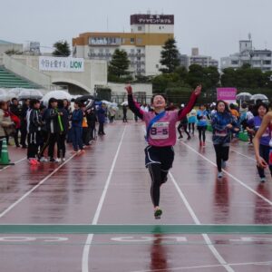 朝日医療専門学校 広島校新着情報「RCCひろしま女子駅伝競走大会に陸女HIROSHIMAの一員として参加させていただきました。」