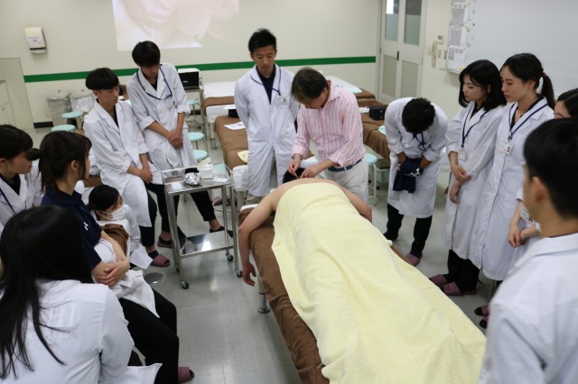 美容以外の治療