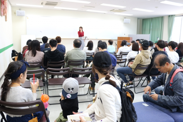 イベントコーナー：カラオケ大会