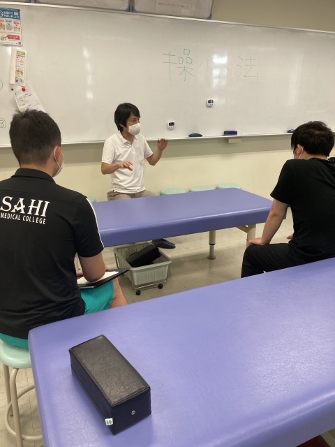 開業の話を中心にご講演と操体法を用いた施術について指導